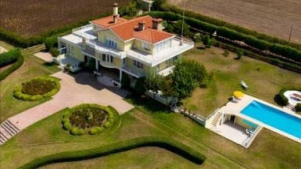 فيلا جميلة في تل غزال